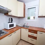 3 Apartmanhotel Promajna