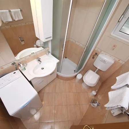Aparthotel 3