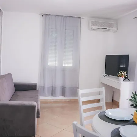 3 Apart Otel 3*