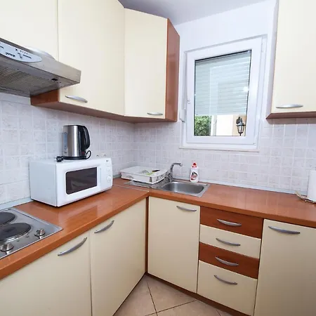 3 Hotel apartamentowy Promajna