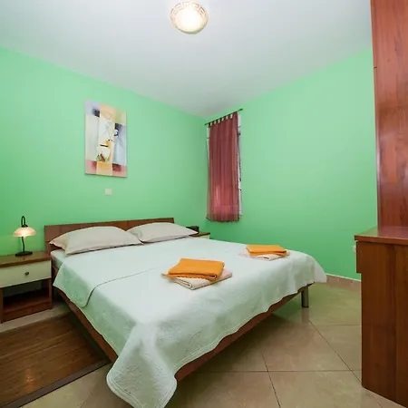 Hotel apartamentowy 3