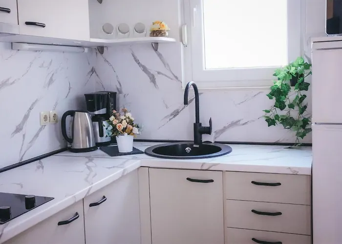 3 Apartahotel Promajna